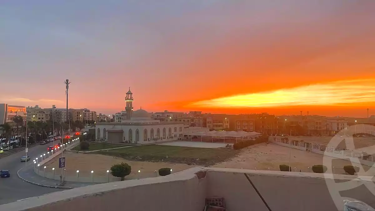 https://aqarmap.com.eg/ar/listing/7117072-for-sale-cairo-new-cairo-first-settlement-mhwr-mstfy-kml