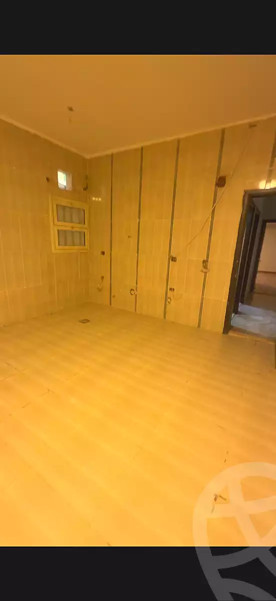 https://aqarmap.com.eg/ar/listing/7117072-for-sale-cairo-new-cairo-first-settlement-mhwr-mstfy-kml