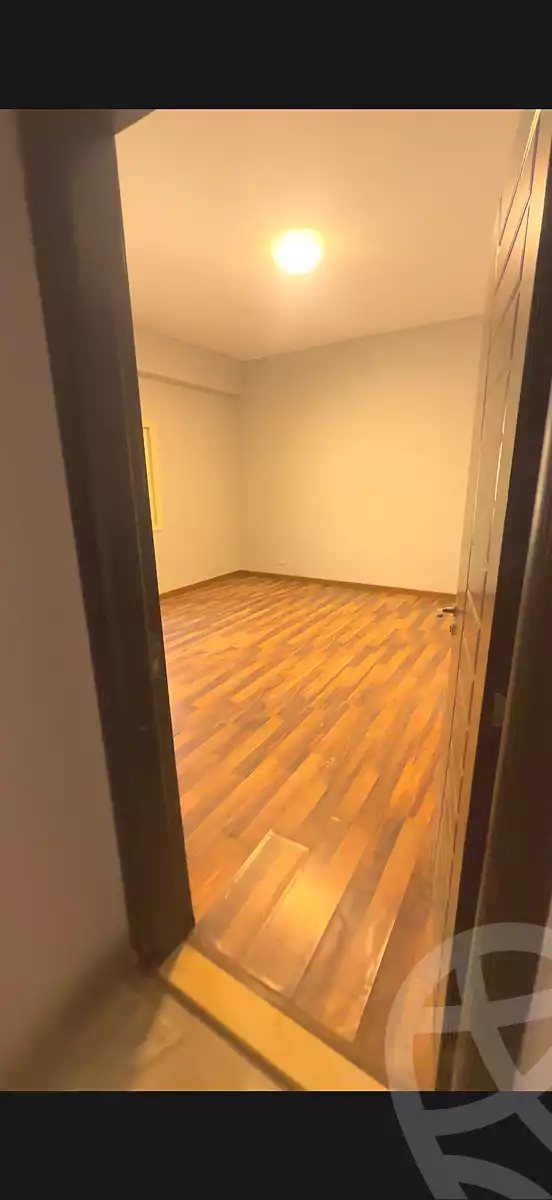 https://aqarmap.com.eg/ar/listing/7117072-for-sale-cairo-new-cairo-first-settlement-mhwr-mstfy-kml