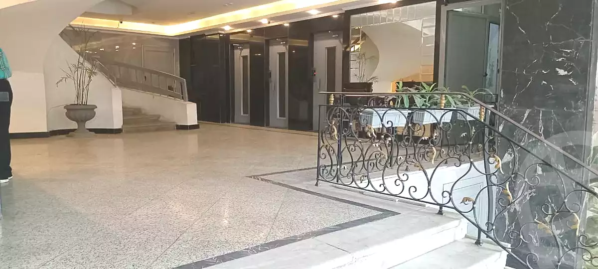 https://aqarmap.com.eg/ar/listing/7117219-for-rent-cairo-ljyz-shareaa-morad  charel degol