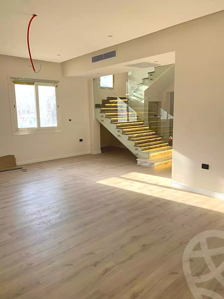 https://aqarmap.com.eg/ar/listing/7117384-for-rent-cairo-new-cairo-compounds-mivida-mivida-parcel