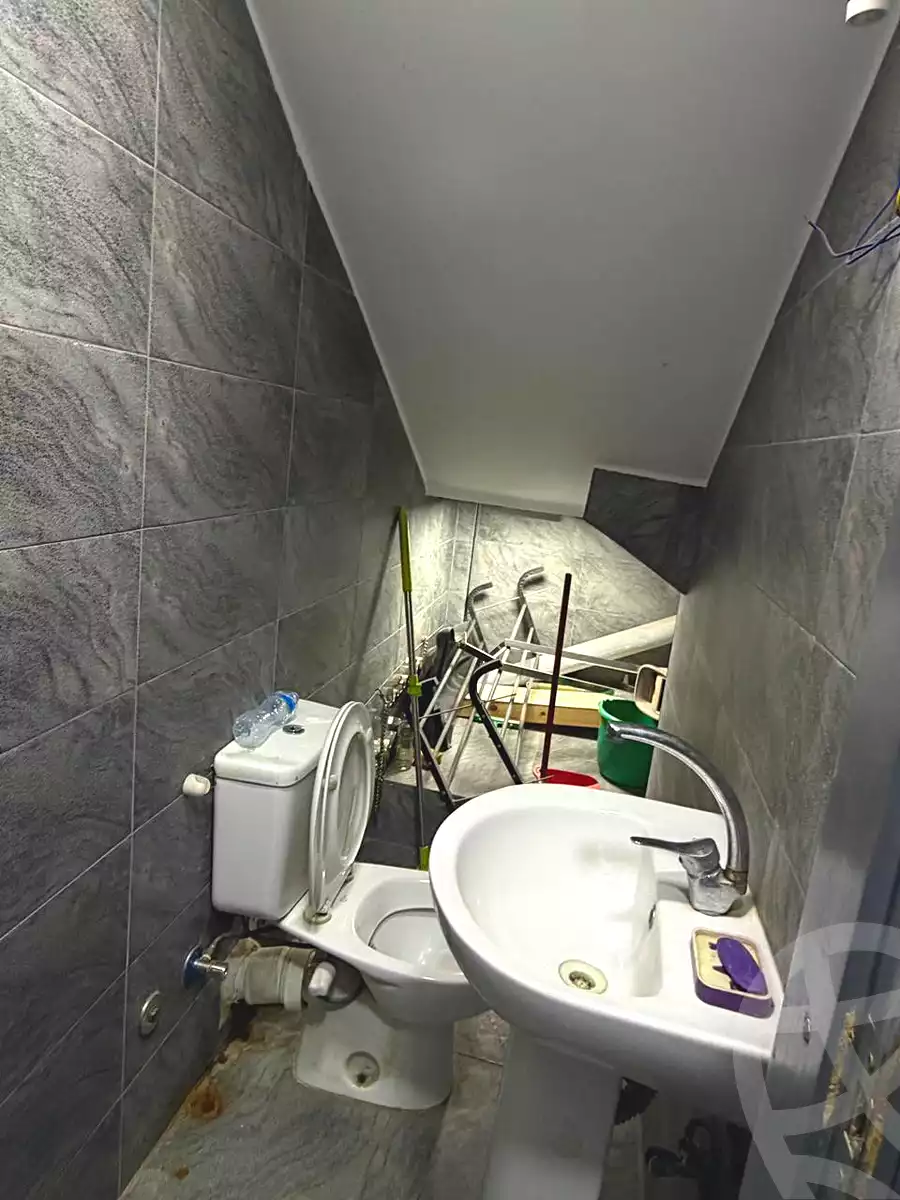 https://aqarmap.com.eg/ar/listing/7117557-for-rent-cairo-new-cairo-lrhb-city-malls-and-markets