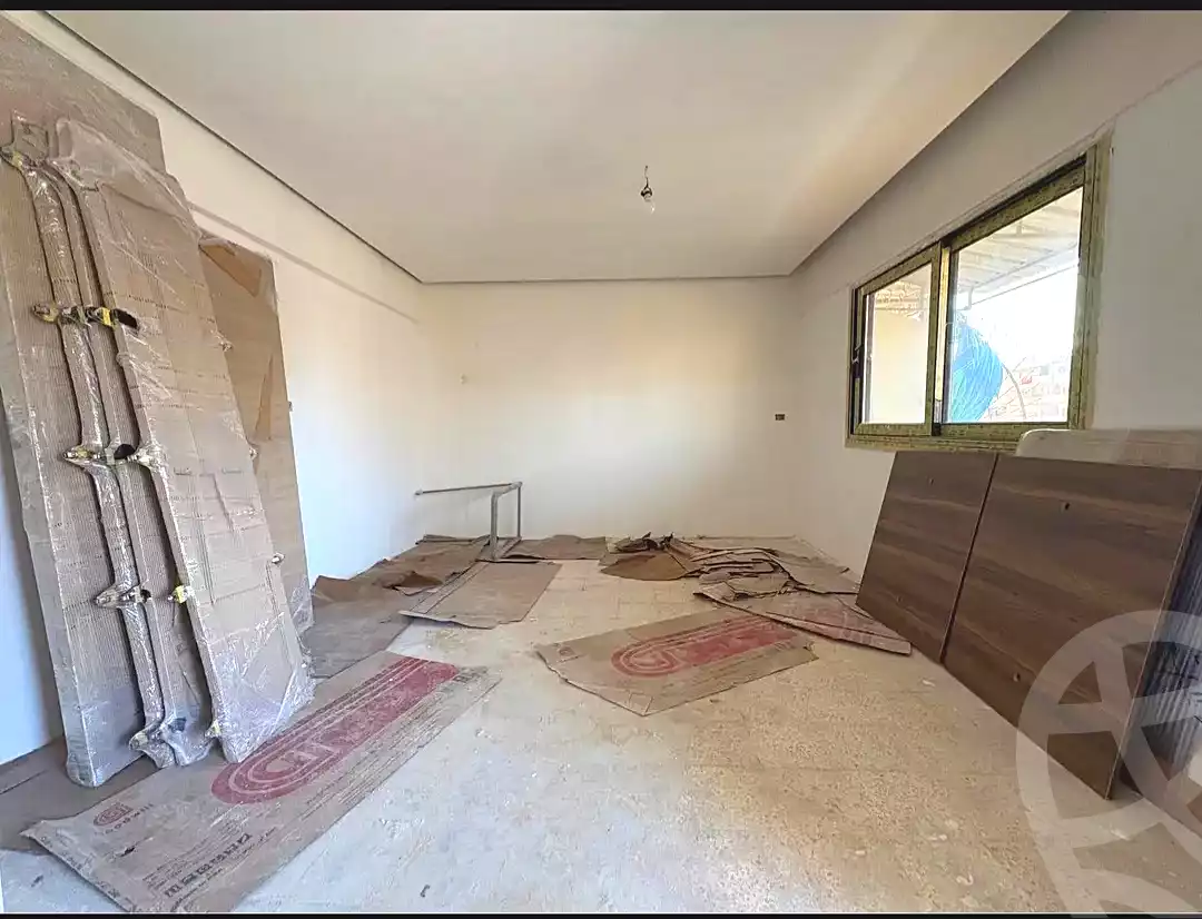 https://aqarmap.com.eg/ar/listing/7117541-for-sale-alexandria-el-asafra-l-sfr-qbly