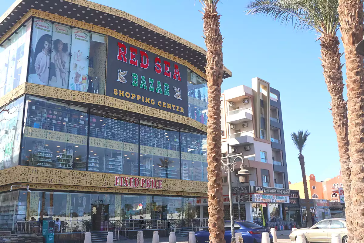 https://aqarmap.com.eg/ar/listing/7117472-for-sale-red-sea-hurghada-resorts-grand-rock-resort-al-hares