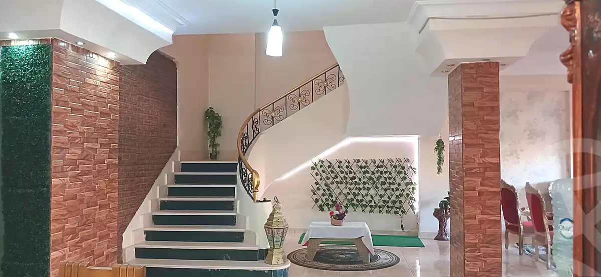 https://aqarmap.com.eg/ar/listing/7117890-for-sale-cairo-new-cairo-south-investors-mohammed-nagib-axis-st