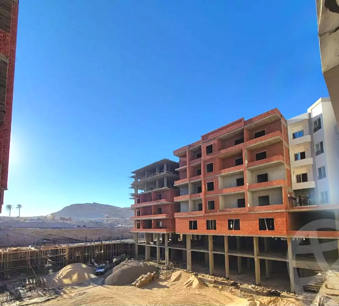 https://aqarmap.com.eg/en/listing/7117991-for-sale-red-sea-hurghada-resorts-iconic-resort-emperor