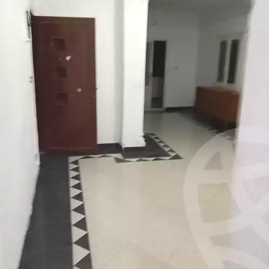 https://aqarmap.com.eg/ar/listing/7118437-for-sale-cairo-ain-shams-ain-shams-el-sharkia