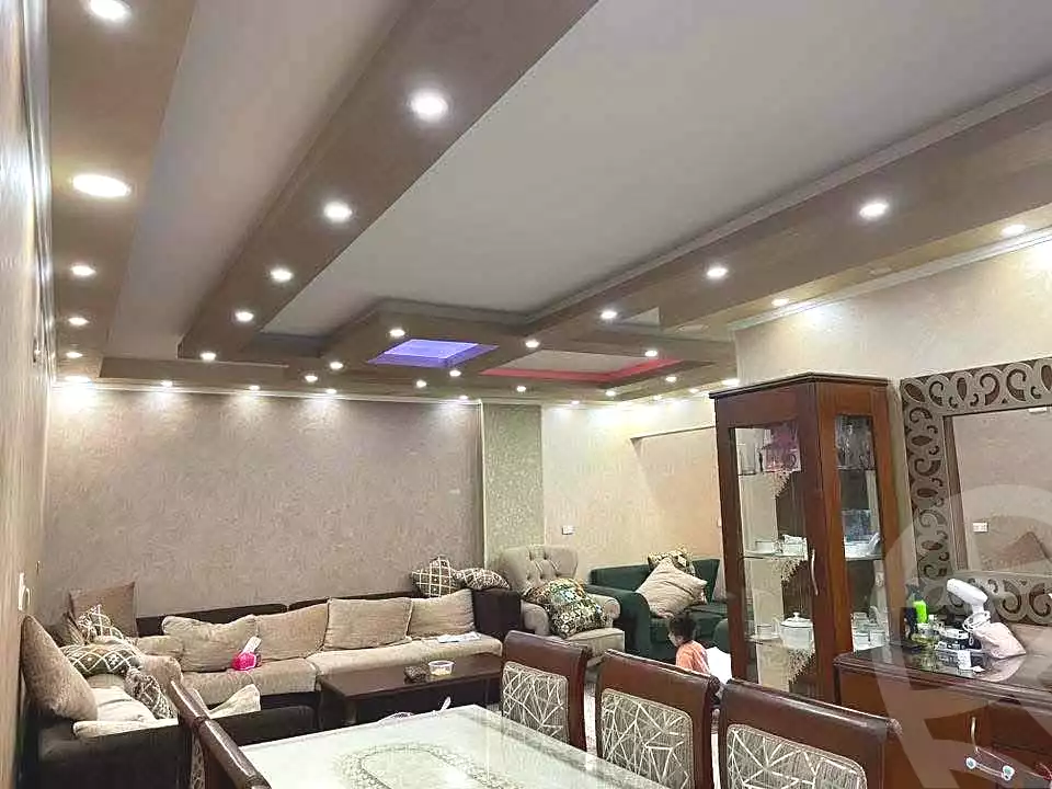 https://aqarmap.com.eg/en/listing/7118626-for-sale-cairo-helwan-mahmoud-zaki-st