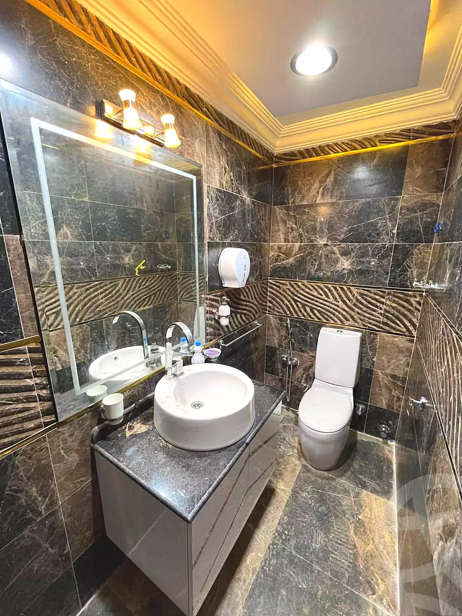 https://aqarmap.com.eg/ar/listing/7118777-for-sale-cairo-helwan-hadayek-helwan-nile-corniche-st