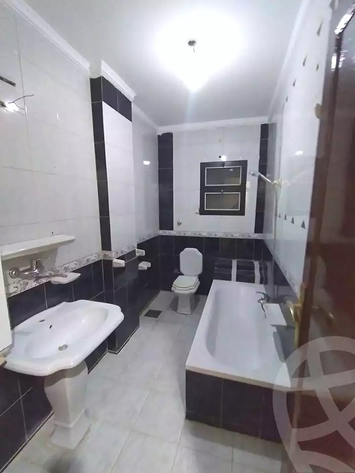 https://aqarmap.com.eg/ar/listing/7118863-for-sale-alexandria-lsywf-el-falki