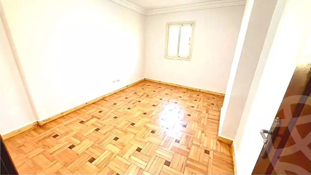 https://aqarmap.com.eg/en/listing/7119195-for-rent-alexandria-ganaklis