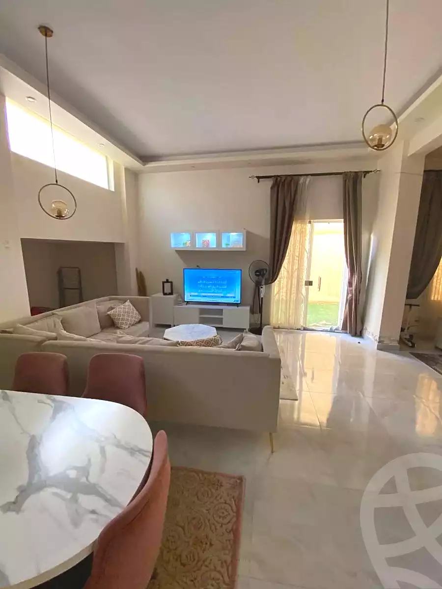 دوبلكس بغرفتي نوم في جاردينيا هايتس، صورة ٢ من ٨