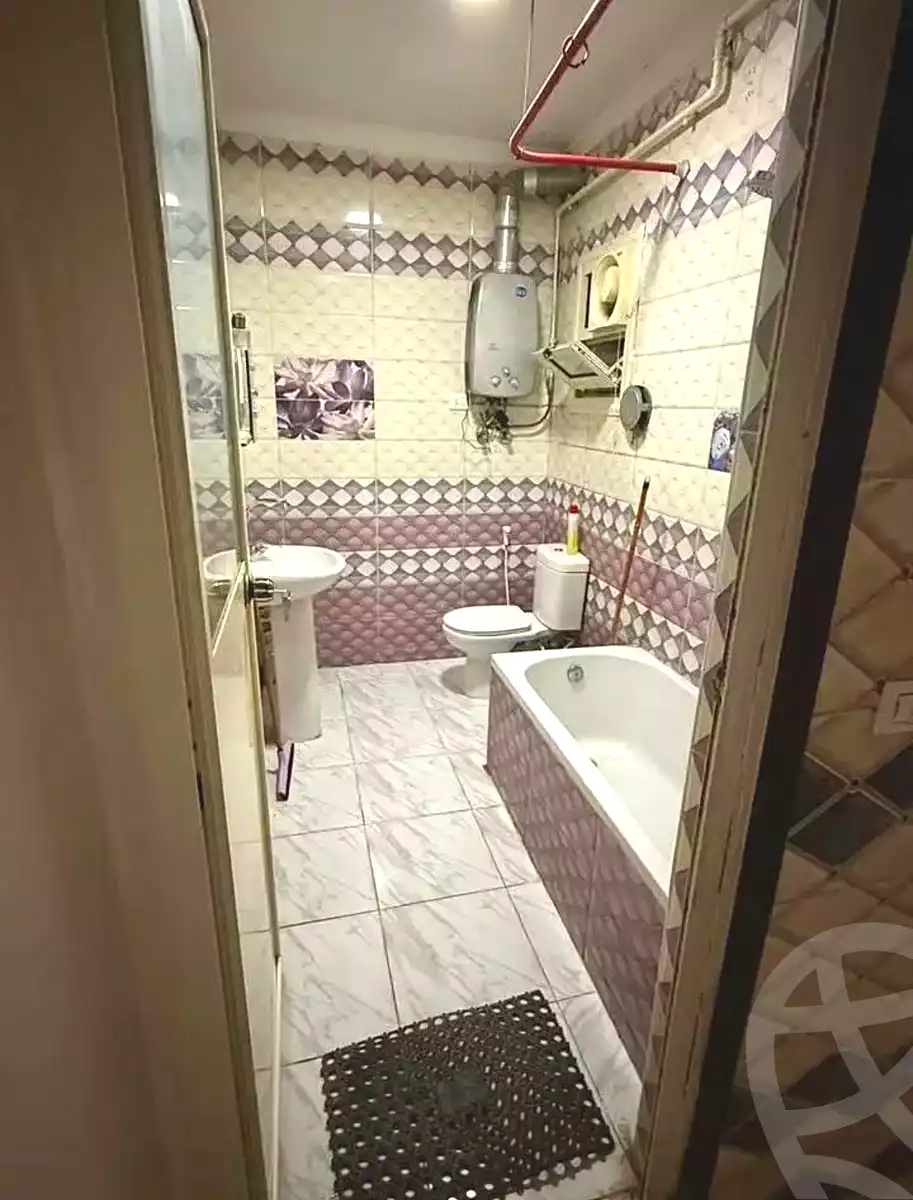 https://aqarmap.com.eg/ar/listing/7119249-for-rent-alexandria-el-asafra-salman-el-farsi-st