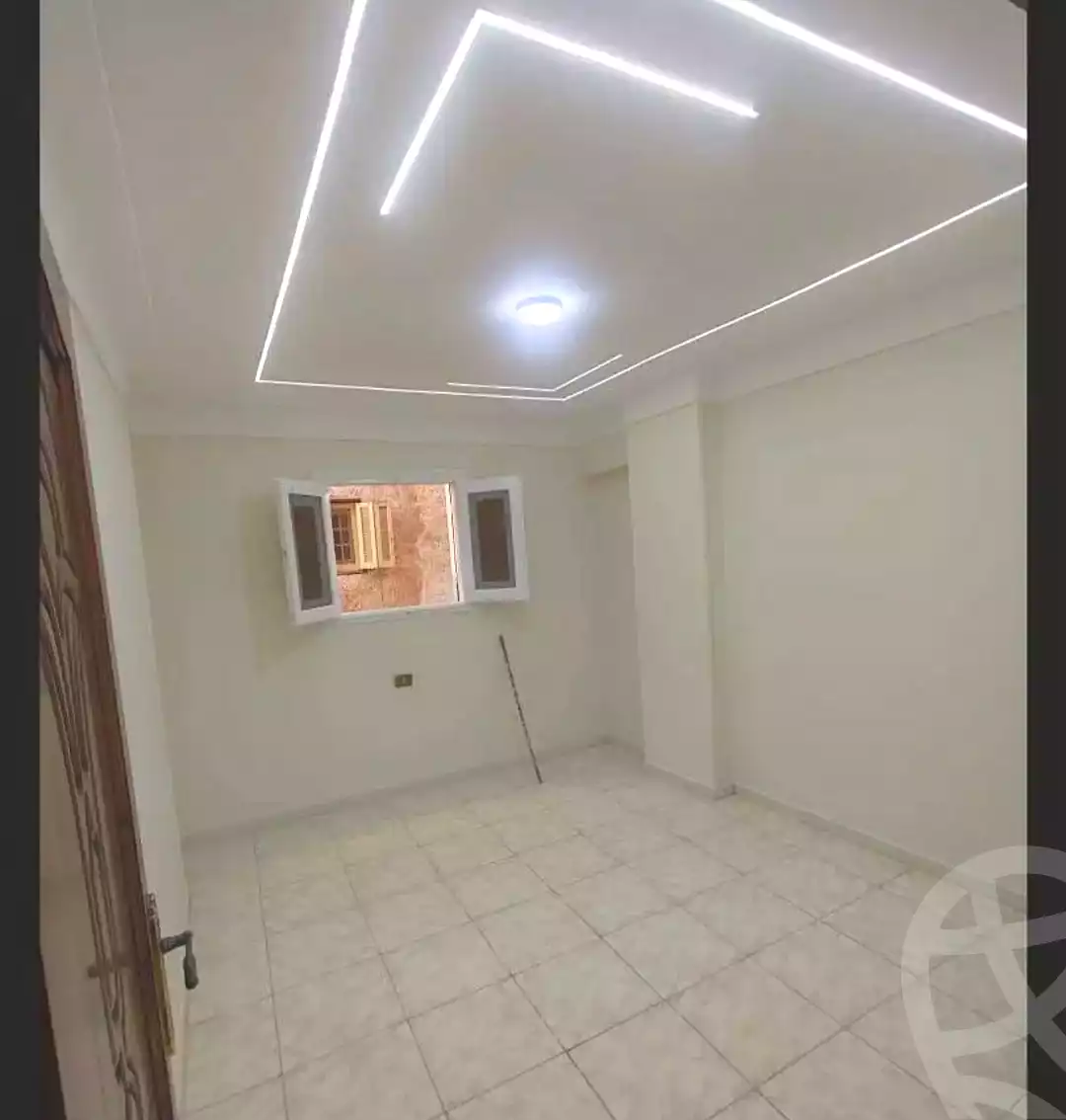 https://aqarmap.com.eg/en/listing/7119337-for-sale-alexandria-al-agamy-el-hanouvel-el-shaheed-ahmed-hamdy-st