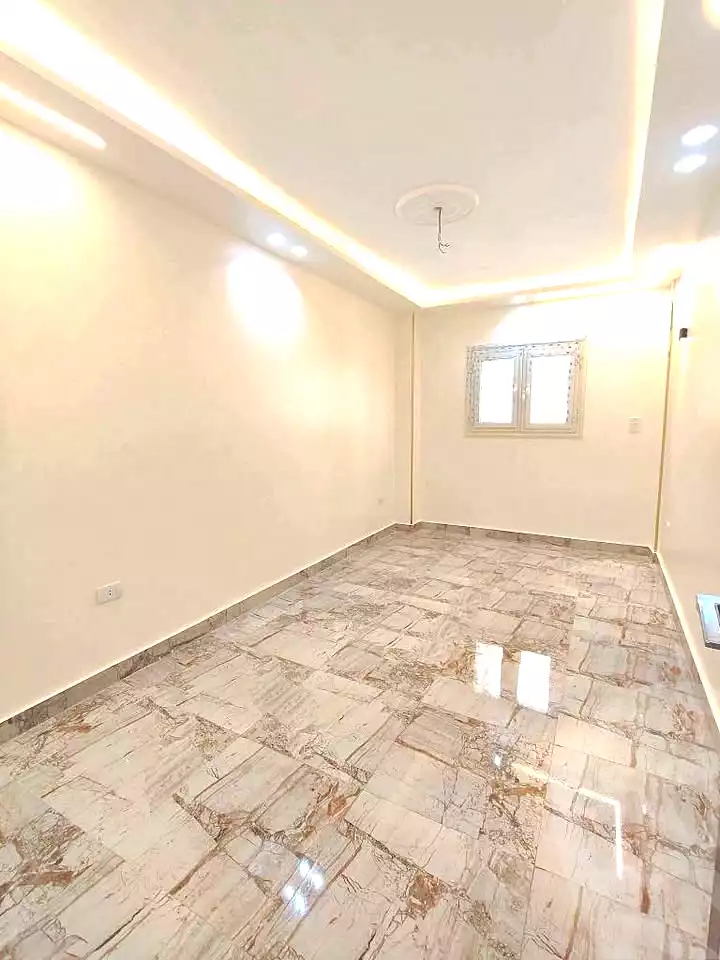 https://aqarmap.com.eg/ar/listing/7119485-for-sale-alexandria-sydy-bshr-sydy-bshr-bhry-khalil-hamada-st