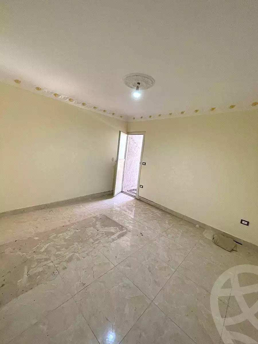 https://aqarmap.com.eg/ar/listing/7119669-for-sale-alexandria-al-agamy-lbytsh-shahr-al-assal-st