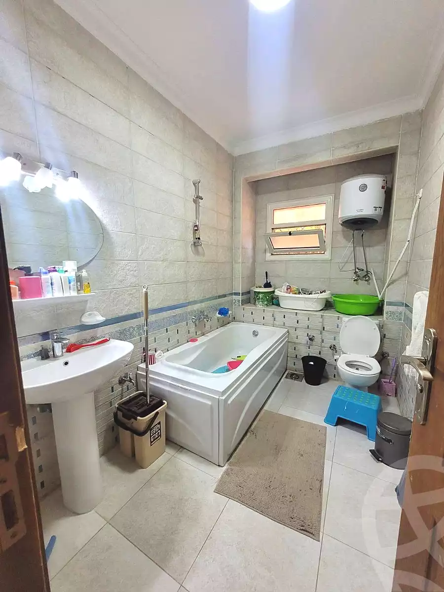https://aqarmap.com.eg/ar/listing/7119866-for-sale-cairo-new-cairo-el-narges-el-narges-omarat-mohamed-sabry-abu-alam-st