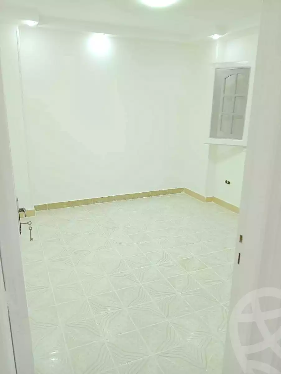 https://aqarmap.com.eg/ar/listing/7120765-for-sale-alexandria-al-agamy-shataa-el-nakheel