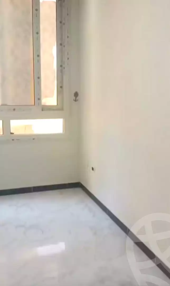 https://aqarmap.com.eg/ar/listing/7120872-for-sale-cairo-helwan-hadayek-helwan-el-eshrein-st