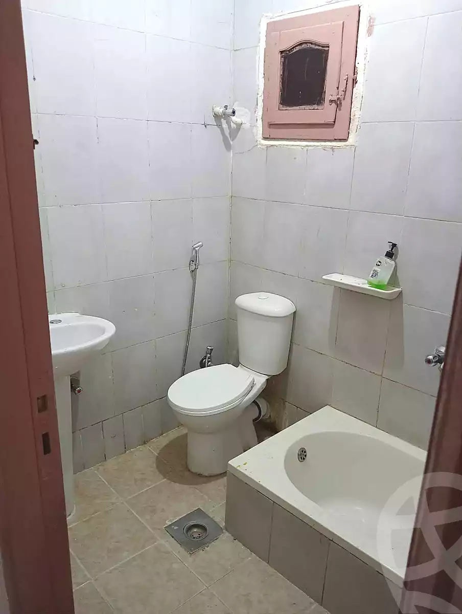 https://aqarmap.com.eg/ar/listing/7120997-for-sale-alexandria-al-agamy-lbytsh-shahr-al-assal-st