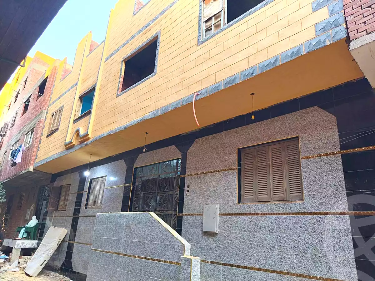 https://aqarmap.com.eg/ar/listing/7121022-for-sale-cairo-helwan-kwrnysh-hlwn