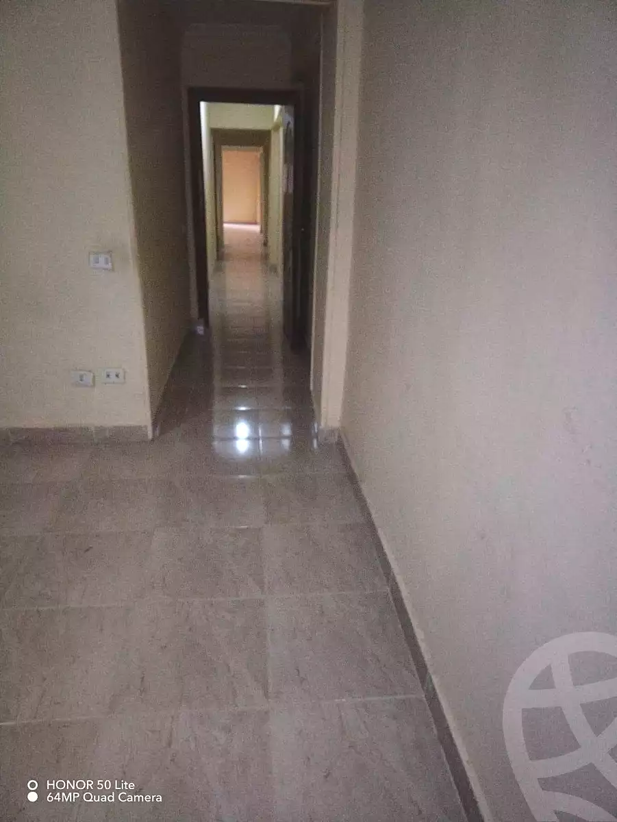 https://aqarmap.com.eg/en/listing/7121032-for-rent-alexandria-lauran-shaarawy-st