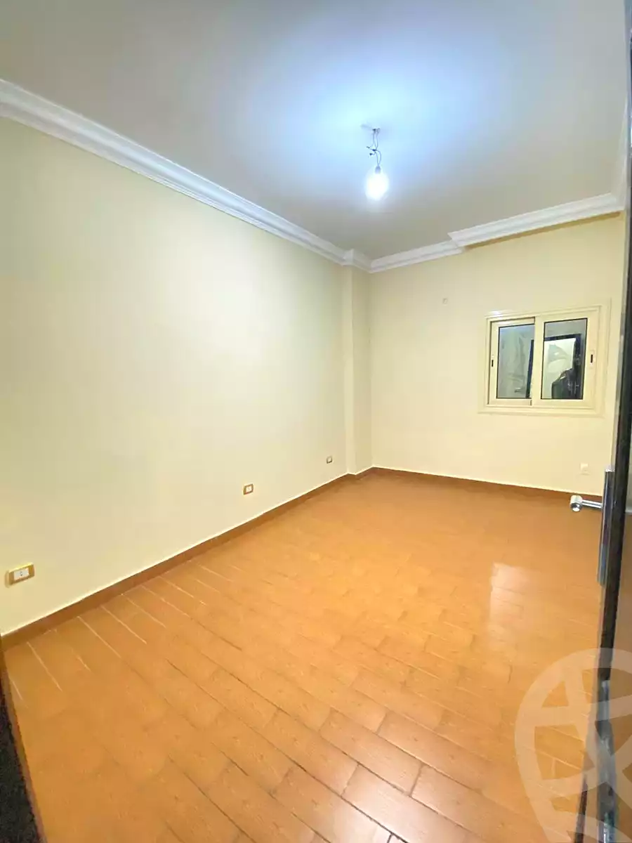 https://aqarmap.com.eg/ar/listing/7121041-for-rent-cairo-new-cairo-el-ahyaa-fourth-neighborhood-street-1