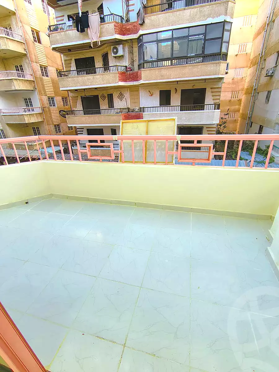 https://aqarmap.com.eg/ar/listing/7121283-for-sale-alexandria-al-agamy-shataa-el-nakheel