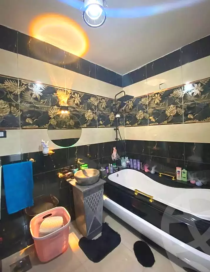 https://aqarmap.com.eg/en/listing/7121616-for-sale-cairo-nozha-2-el-khamseen-st