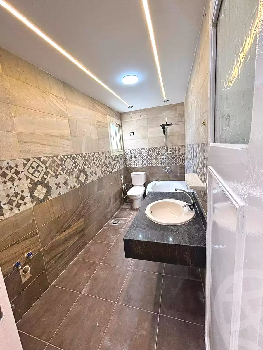 https://aqarmap.com.eg/ar/listing/7121820-for-sale-alexandria-miami-el-gaish-rd-st
