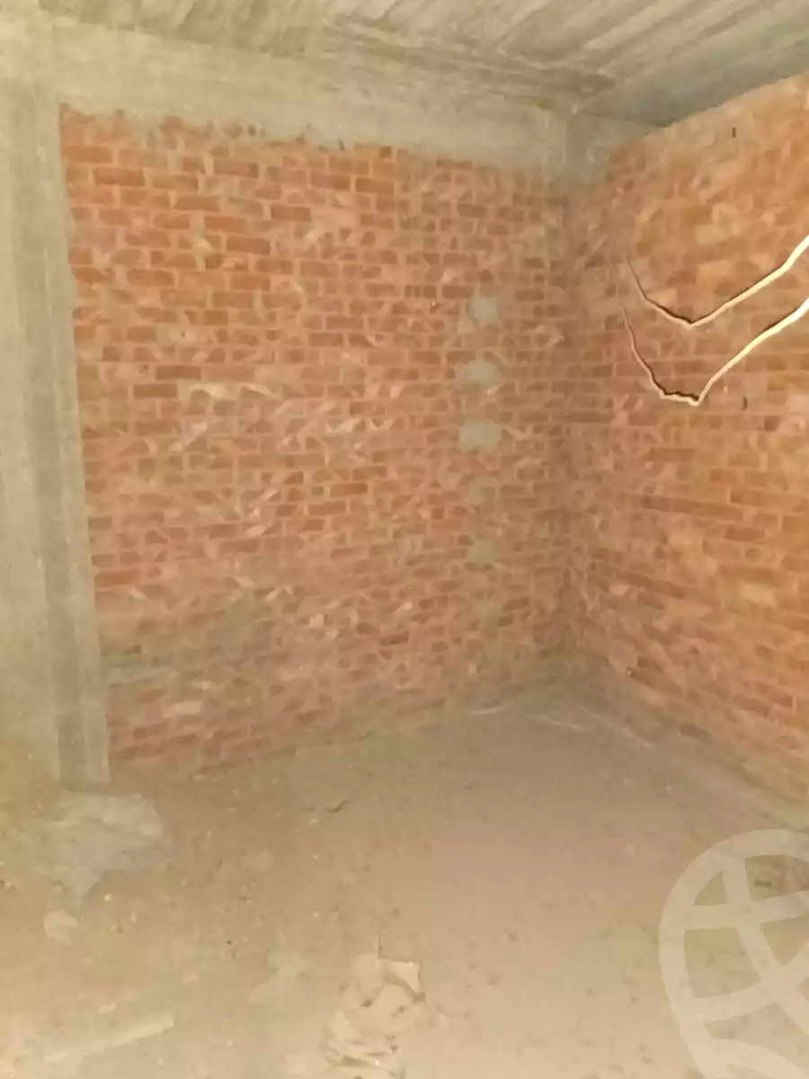 https://aqarmap.com.eg/ar/listing/7121839-for-sale-cairo-helwan-hadayek-helwan-nile-corniche-st