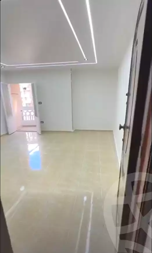 https://aqarmap.com.eg/ar/listing/7121868-for-sale-alexandria-sydy-bshr-sydy-bshr-bhry-khalil-hamada-st
