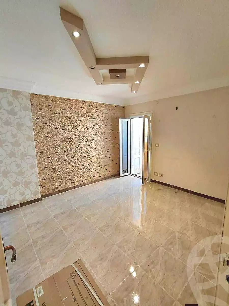 https://aqarmap.com.eg/ar/listing/7121981-for-sale-alexandria-sydy-bshr-sydy-bshr-bhry-khalil-hamada-st
