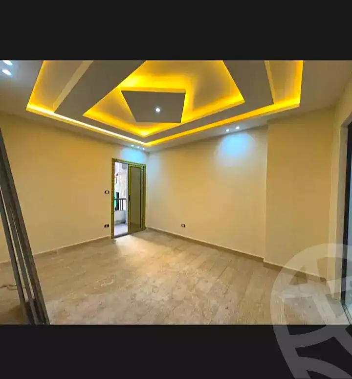 https://aqarmap.com.eg/ar/listing/7122127-for-sale-alexandria-miami-shr-jml-bd-lnsr