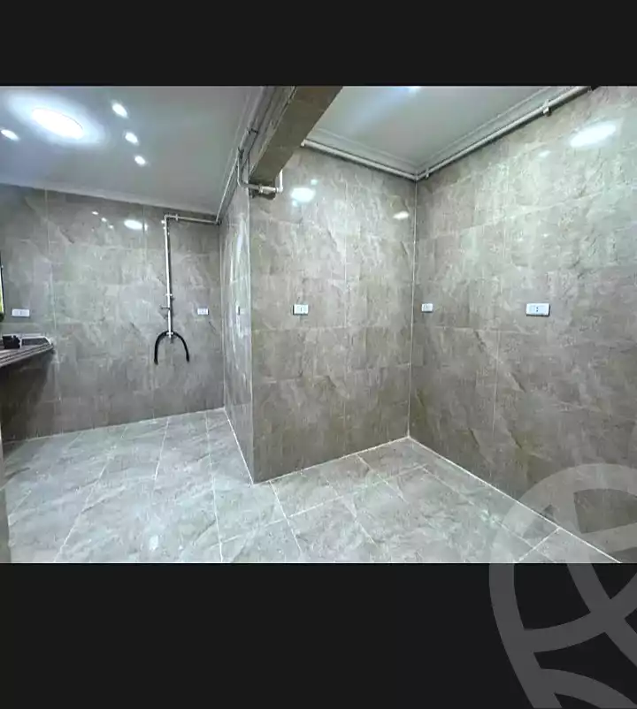 https://aqarmap.com.eg/ar/listing/7122127-for-sale-alexandria-miami-shr-jml-bd-lnsr