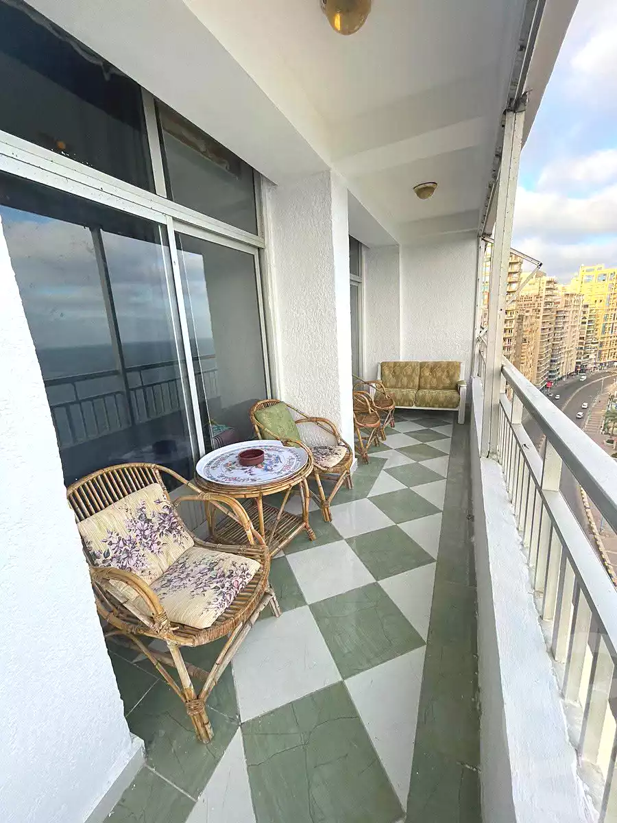 https://aqarmap.com.eg/en/listing/7122304-for-sale-alexandria-el-mandara-alex-el-mandara-bahri