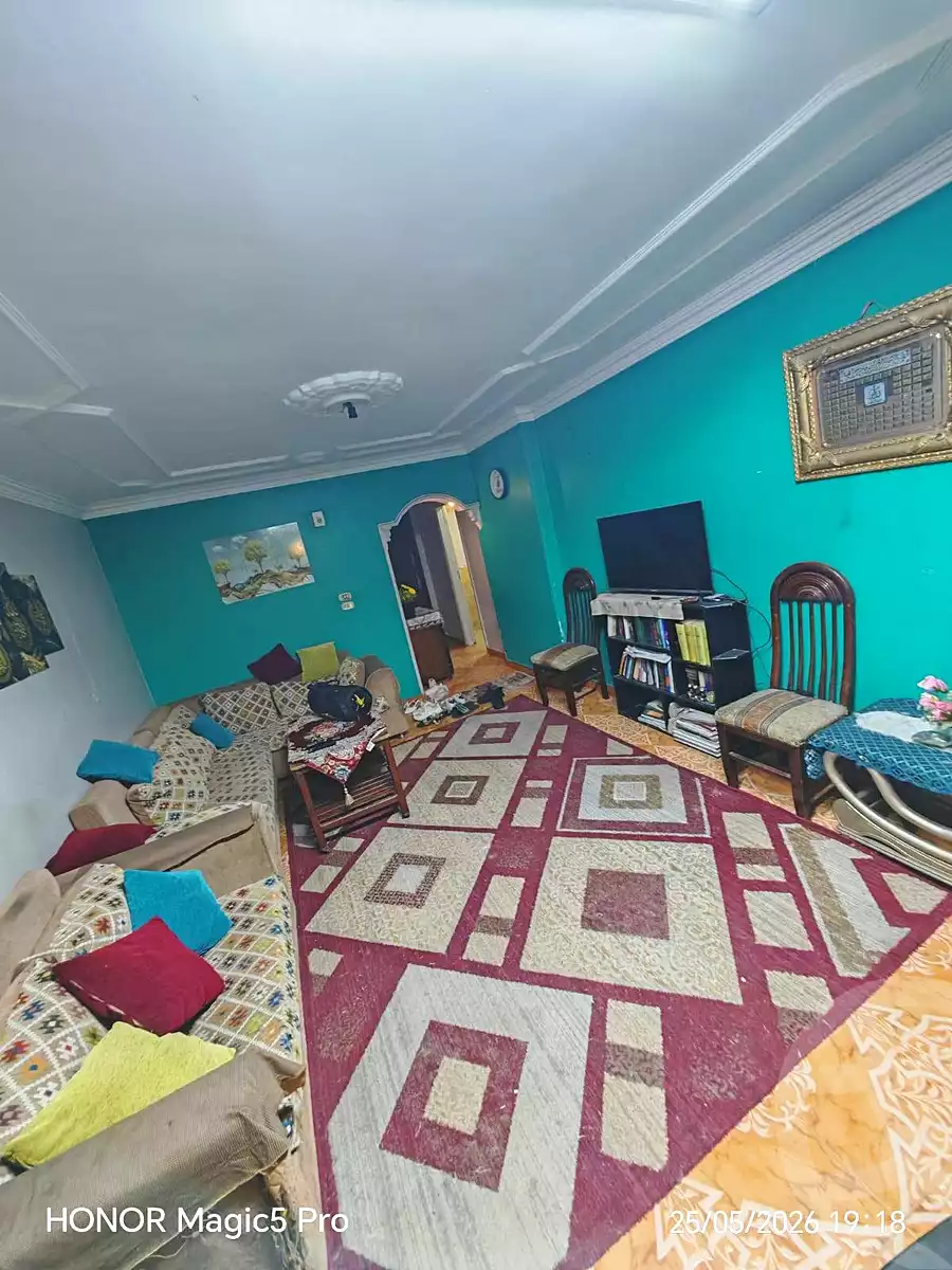 https://aqarmap.com.eg/ar/listing/7122400-for-sale-cairo-helwan-helwan-el-sharkeya-borhan-st