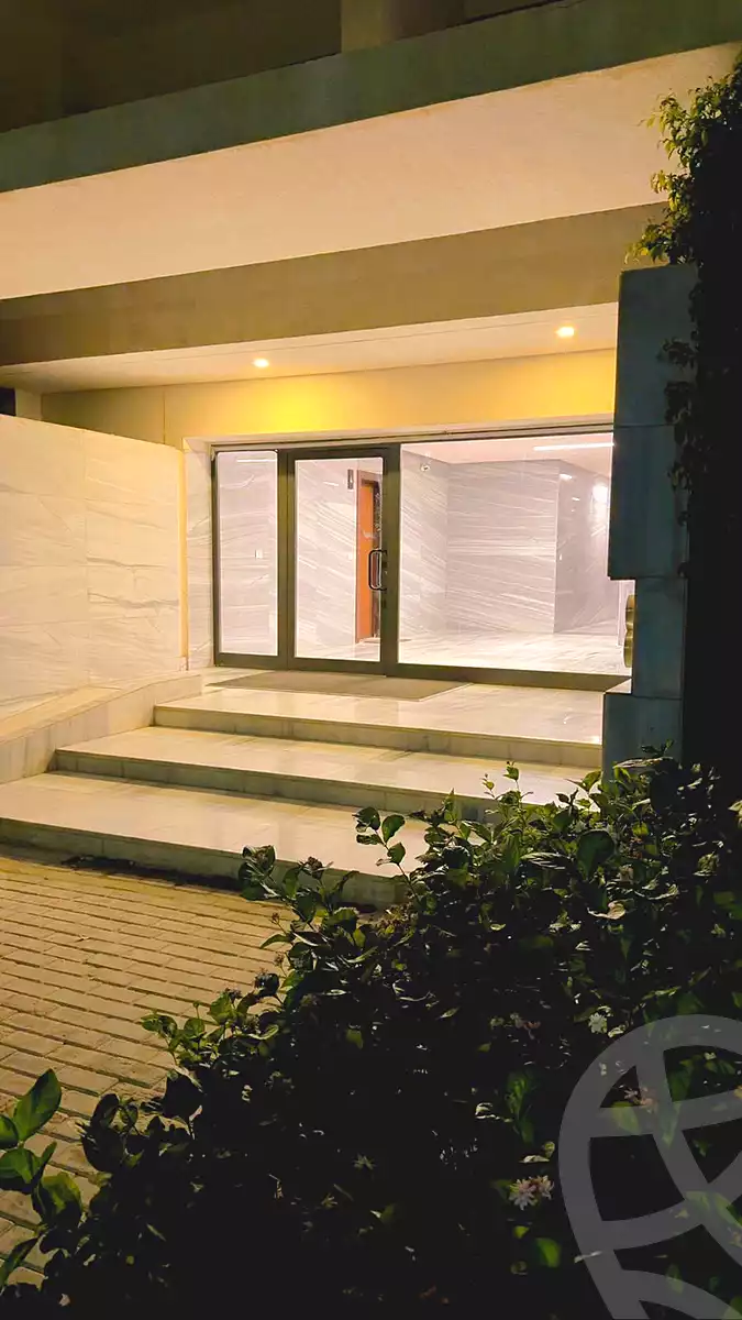 https://aqarmap.com.eg/en/listing/7122432-for-rent-cairo-new-cairo-compounds-lakeview-residence