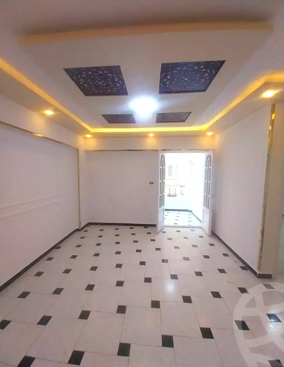 https://aqarmap.com.eg/ar/listing/7122464-for-sale-alexandria-al-agamy-shataa-el-nakheel