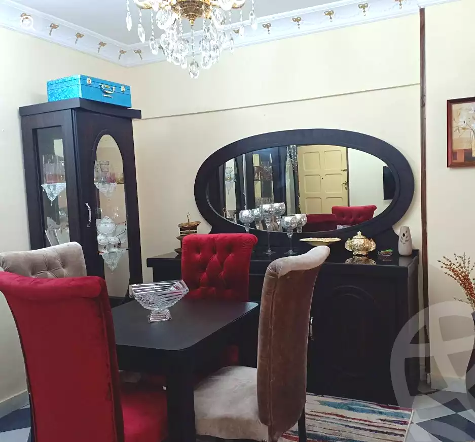 https://aqarmap.com.eg/en/listing/7122733-for-sale-cairo-helwan-helwan-el-sharkeya-mostafa-safwat-st