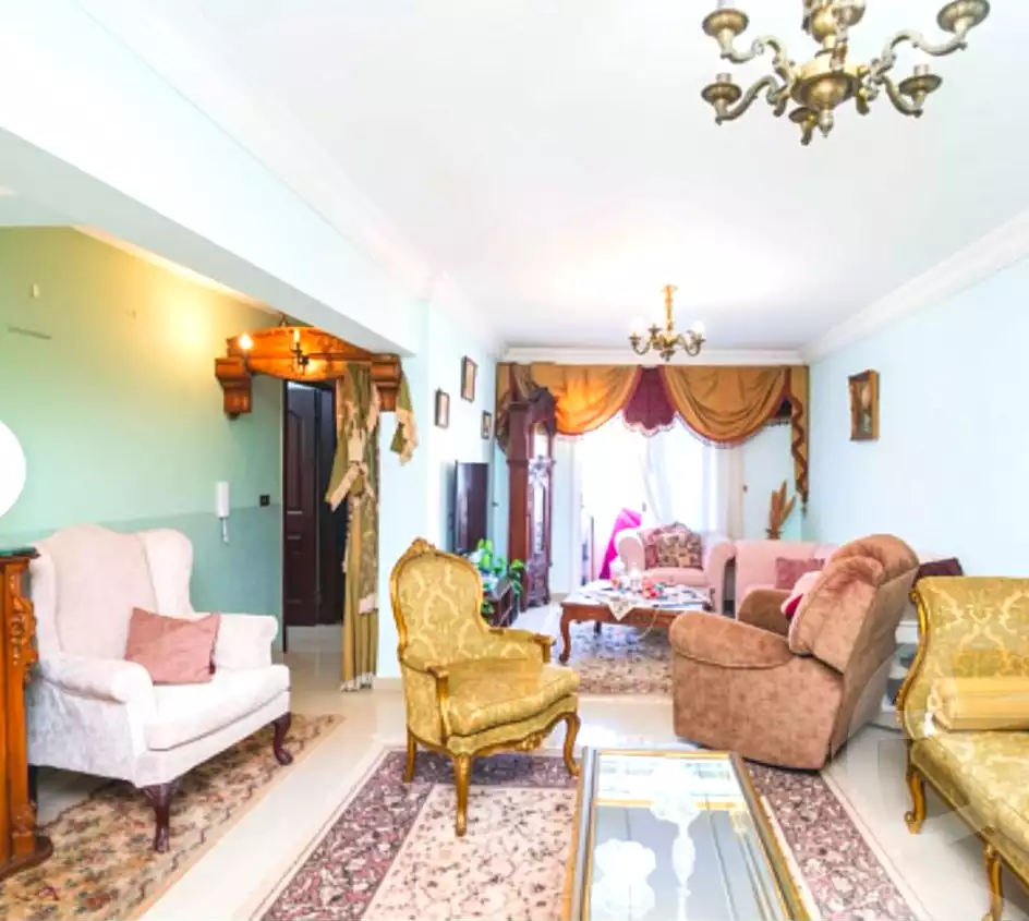 https://aqarmap.com.eg/ar/listing/7122821-for-sale-alexandria-ganaklis-shr-mrtdy-bsh