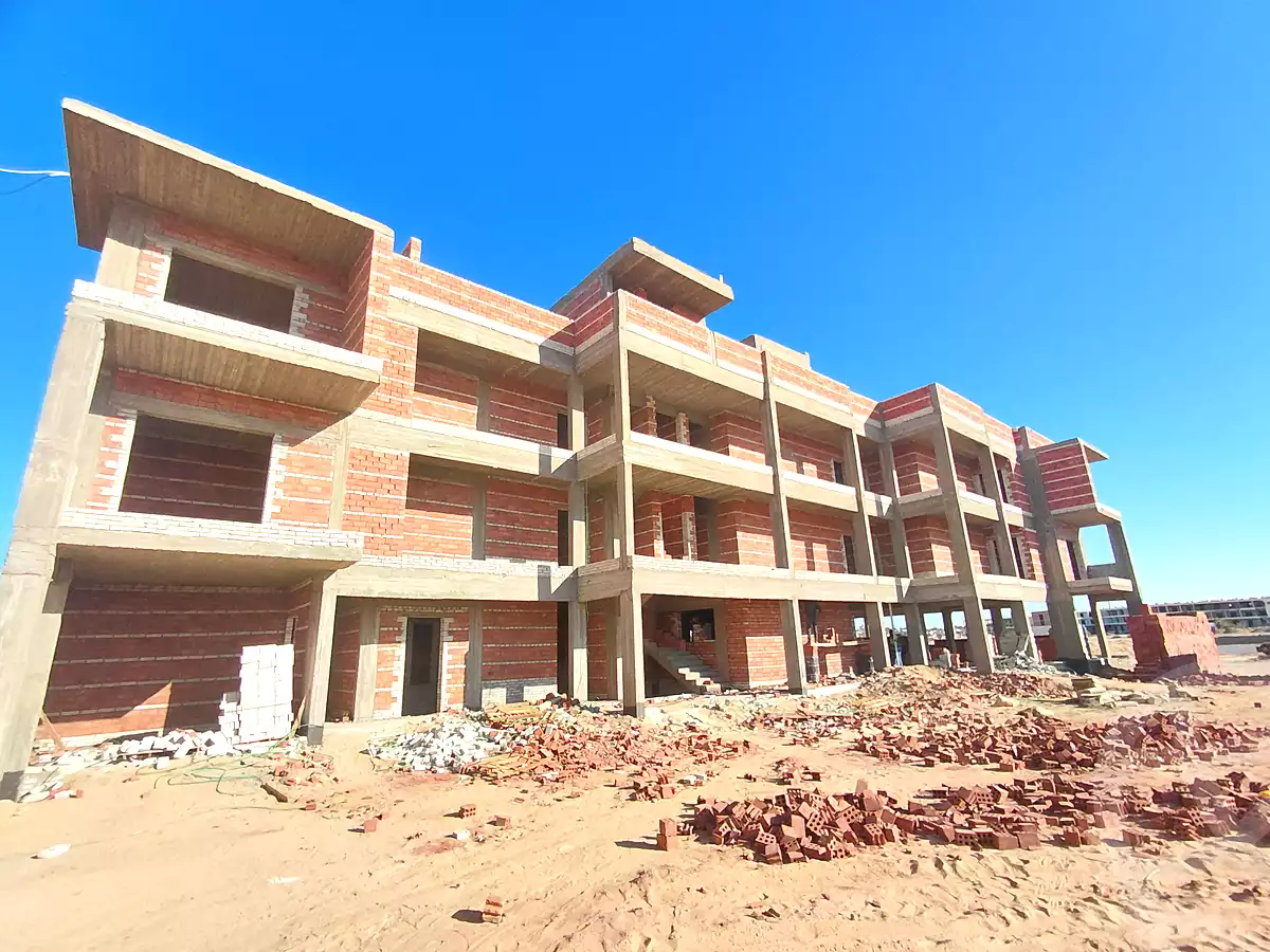 https://aqarmap.com.eg/en/listing/7122790-for-sale-red-sea-hurghada-resorts-one-7-resort-ronberg