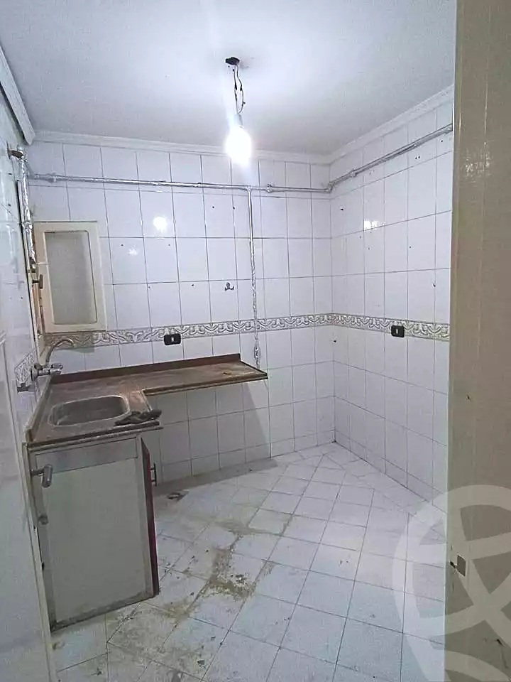 https://aqarmap.com.eg/ar/listing/7123040-for-sale-alexandria-ganaklis