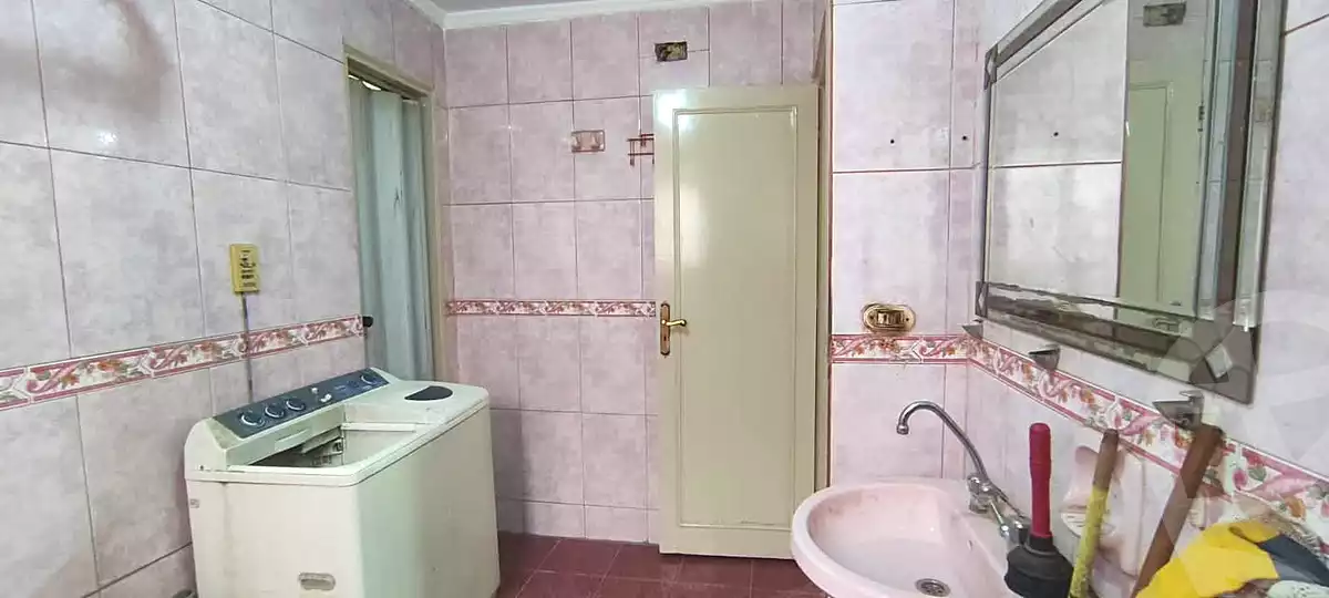 https://aqarmap.com.eg/en/listing/7123055-for-sale-cairo-ain-shams-ahmed-esmat-st
