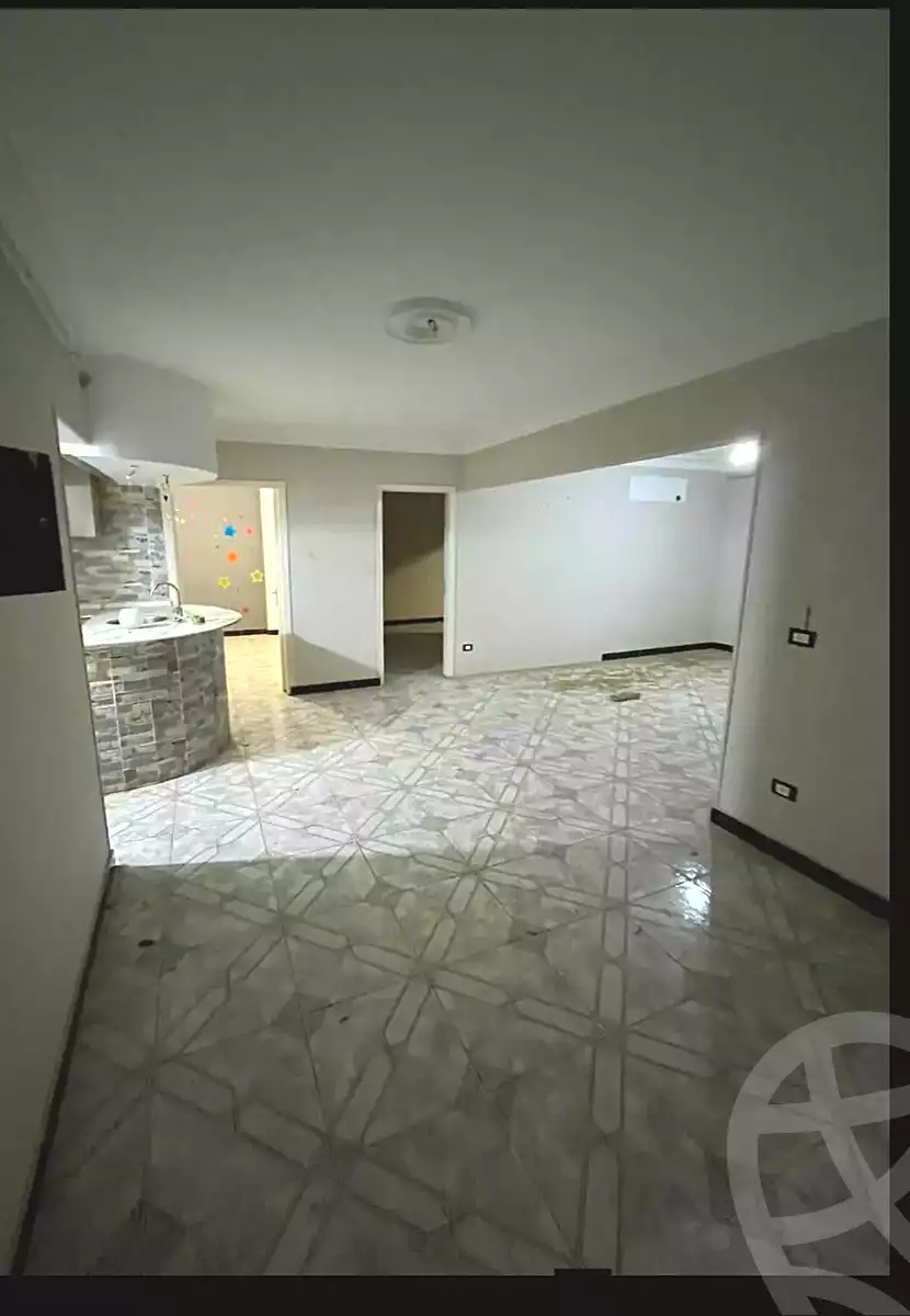 https://aqarmap.com.eg/ar/listing/7123100-for-sale-cairo-ain-shams-ain-shams-el-sharkia-el-zahraa-st