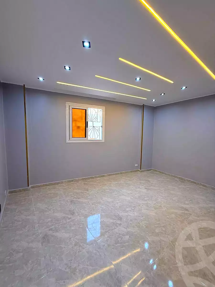 https://aqarmap.com.eg/ar/listing/7123184-for-sale-alexandria-el-asafra-shr-45