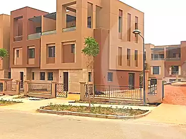 https://aqarmap.com.eg/ar/listing/7123342-for-sale-cairo-new-cairo-compounds-district-5-the-plateau-district-5