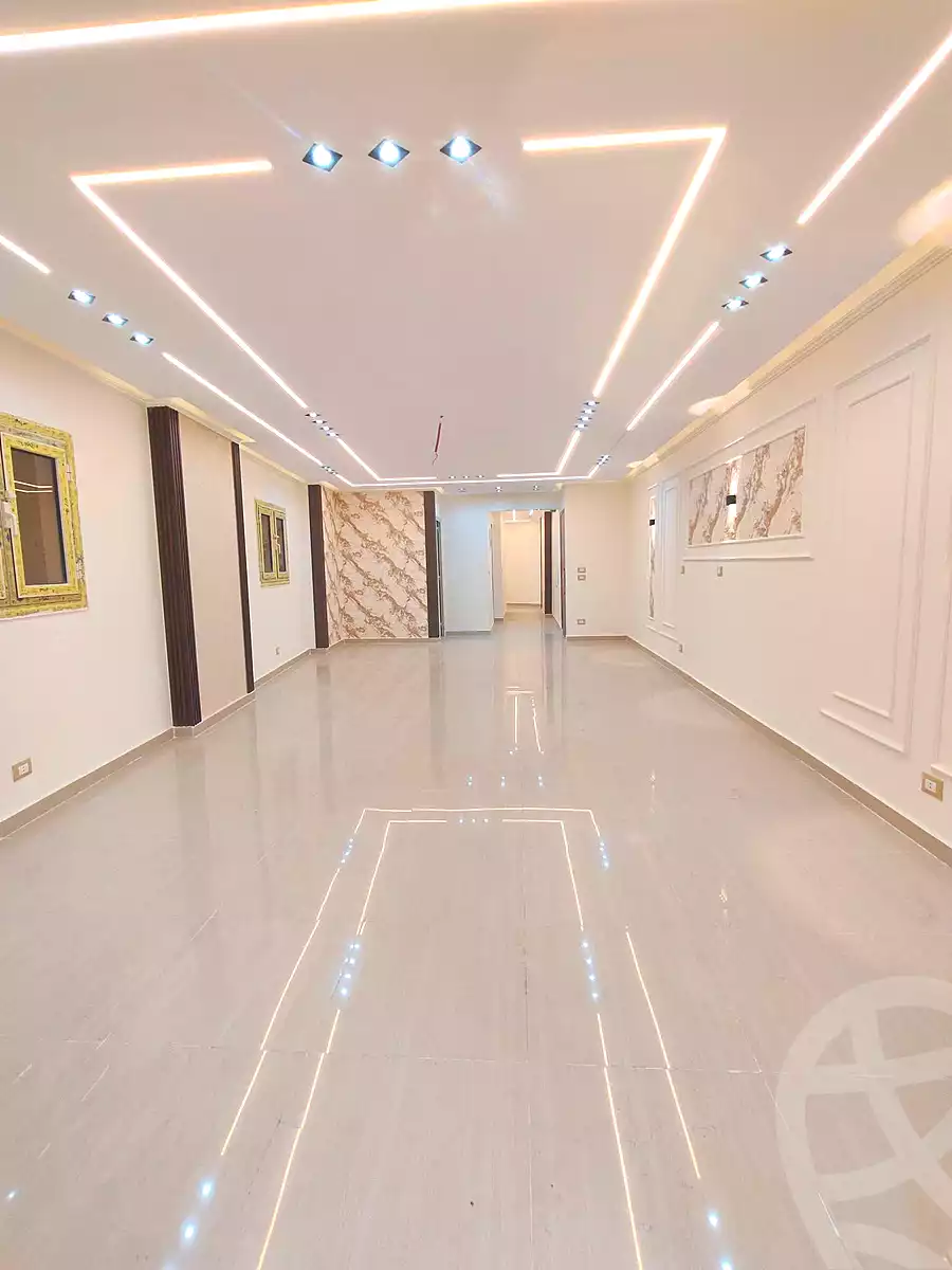 https://aqarmap.com.eg/en/listing/7123374-for-sale-alexandria-el-mandara-shr-jml-bd-lnsr