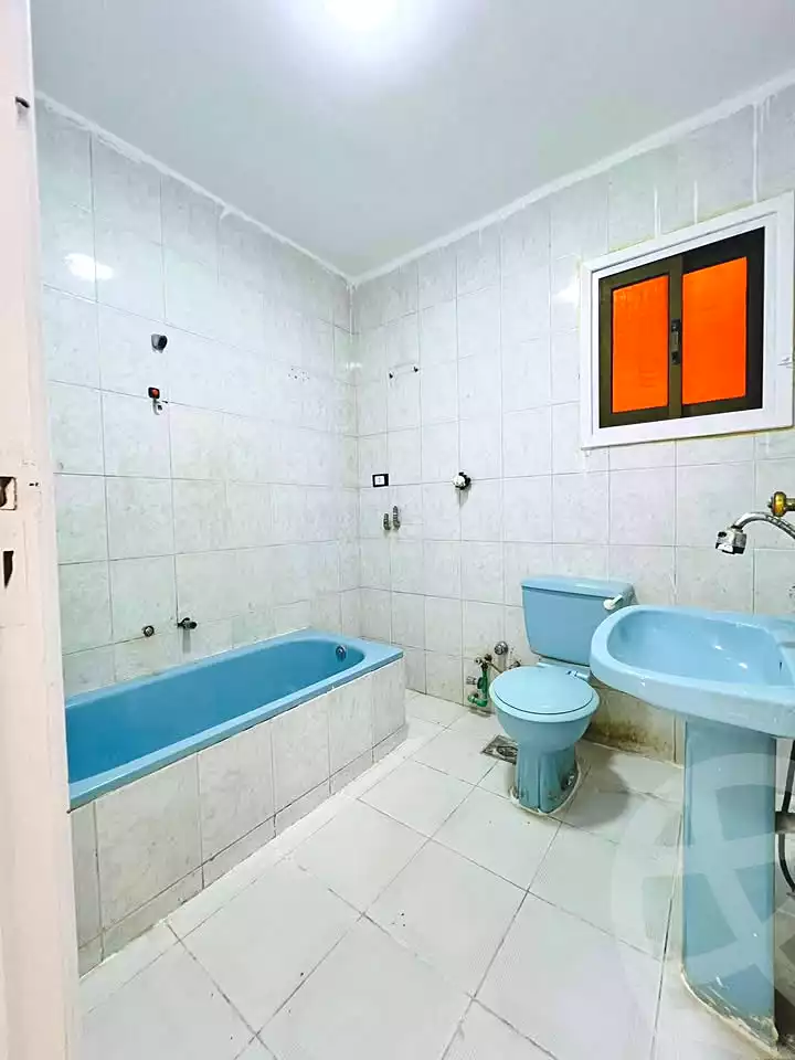 https://aqarmap.com.eg/ar/listing/7123474-for-sale-alexandria-al-agamy-shataa-el-nakheel