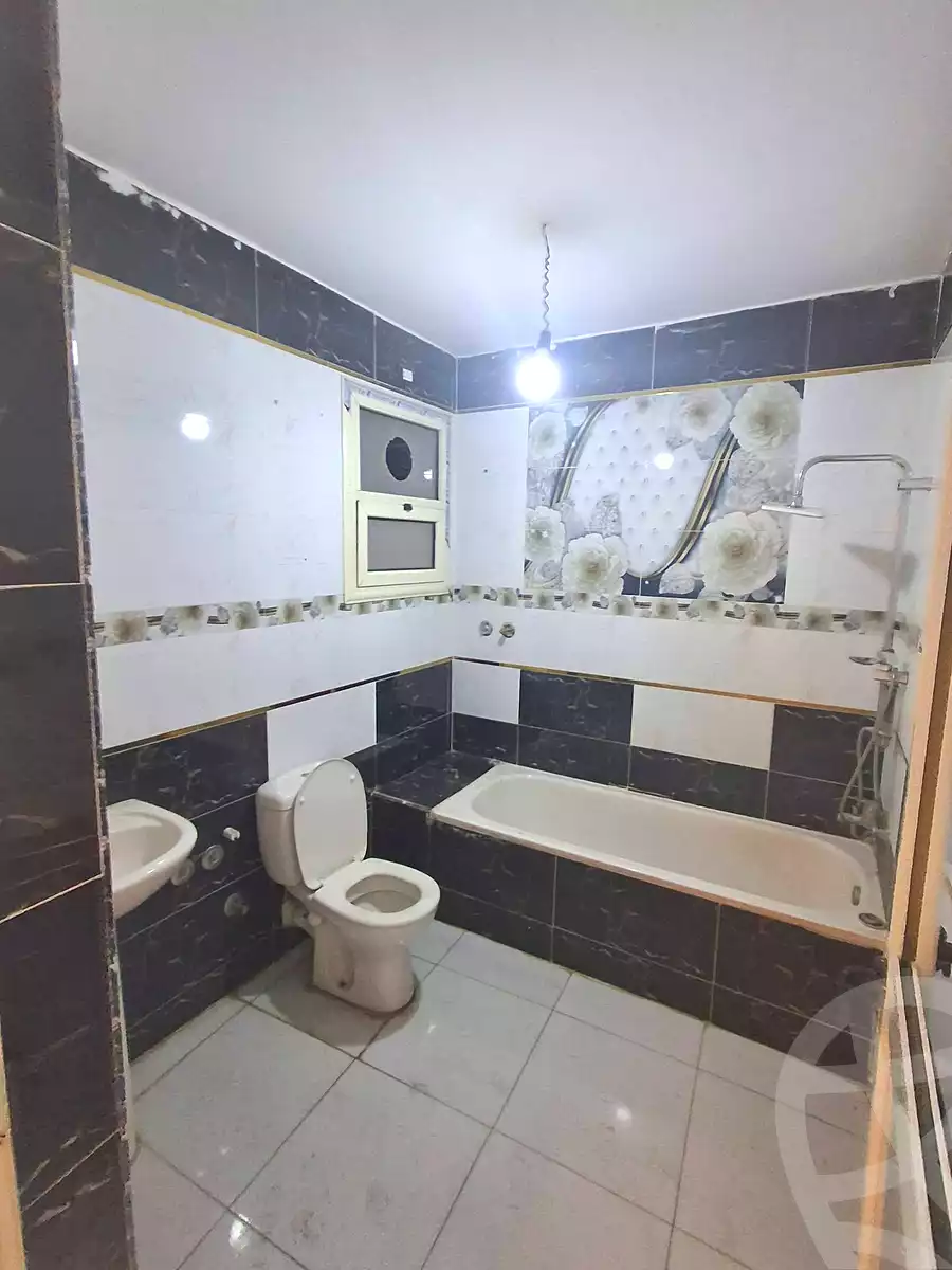 https://aqarmap.com.eg/en/listing/7123555-for-sale-qalyubia-shubra-el-khaima